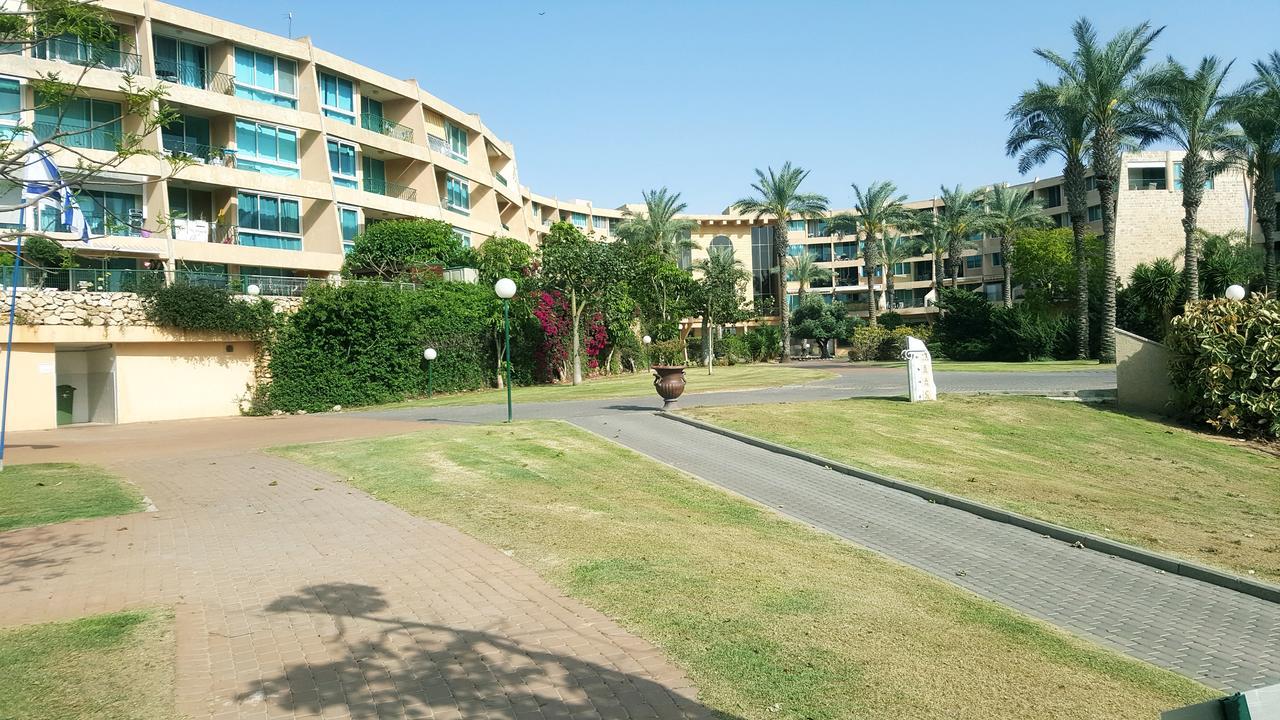 Neot Golf, Ziv'S Place Caesarea Exteriör bild